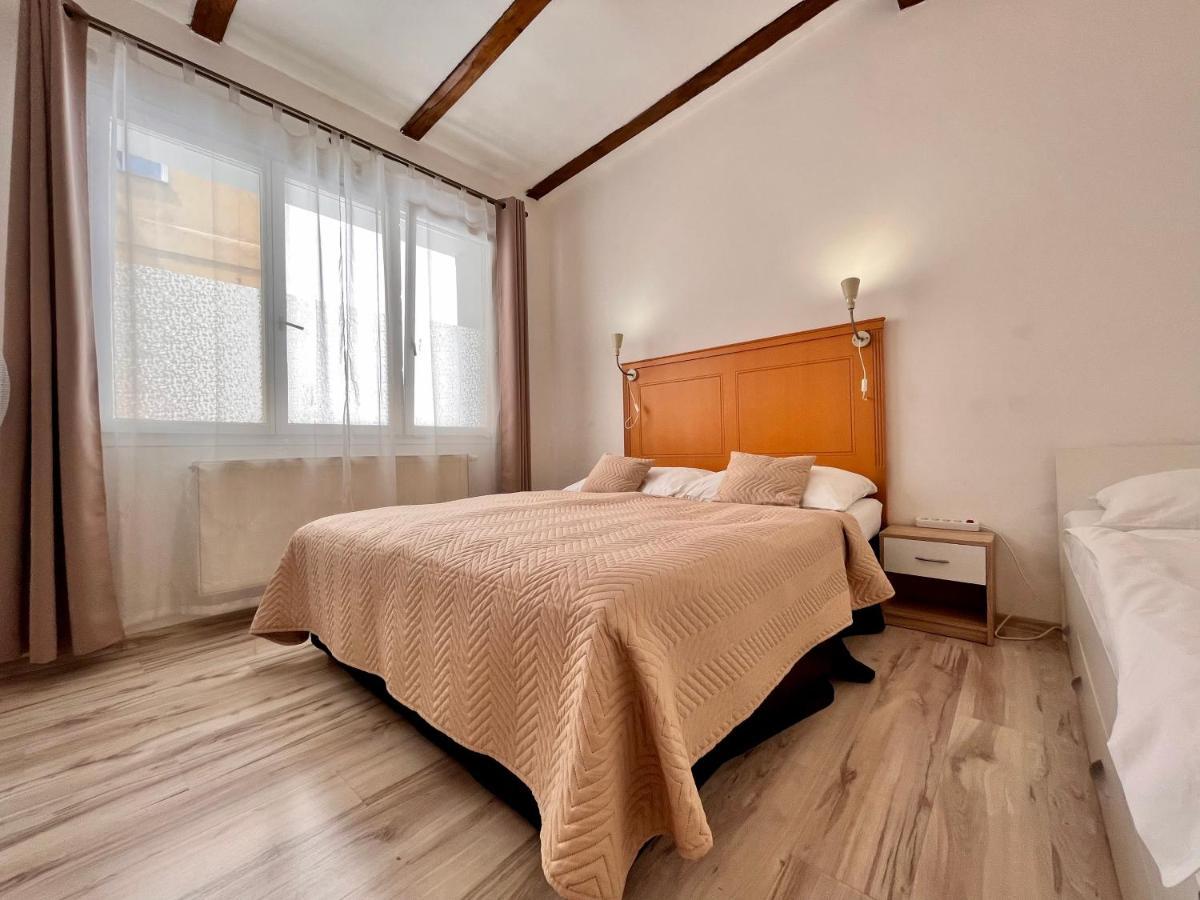 Casa Italia Prague Aparthotel Exteriör bild