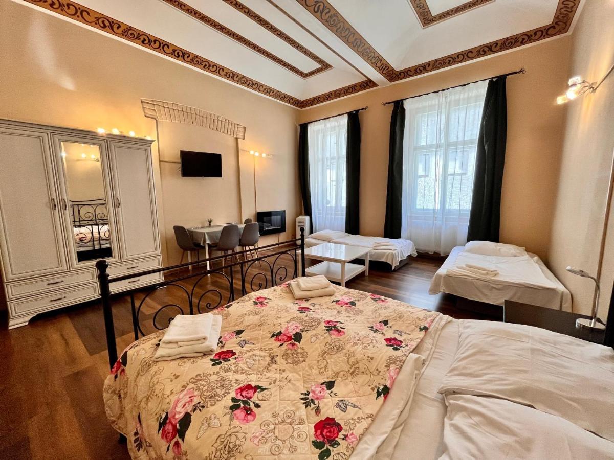 Casa Italia Prague Aparthotel Exteriör bild