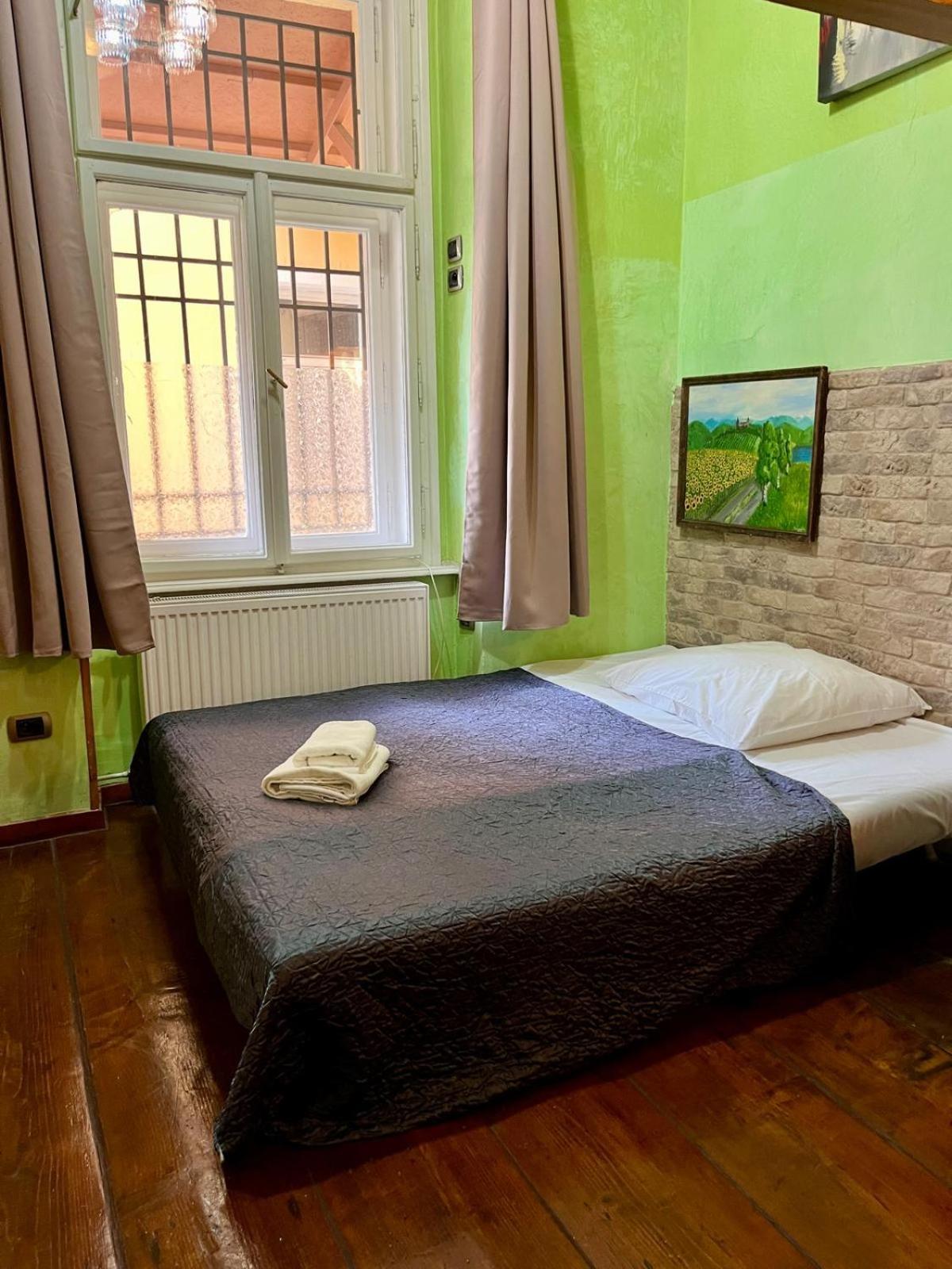 Casa Italia Prague Aparthotel Exteriör bild