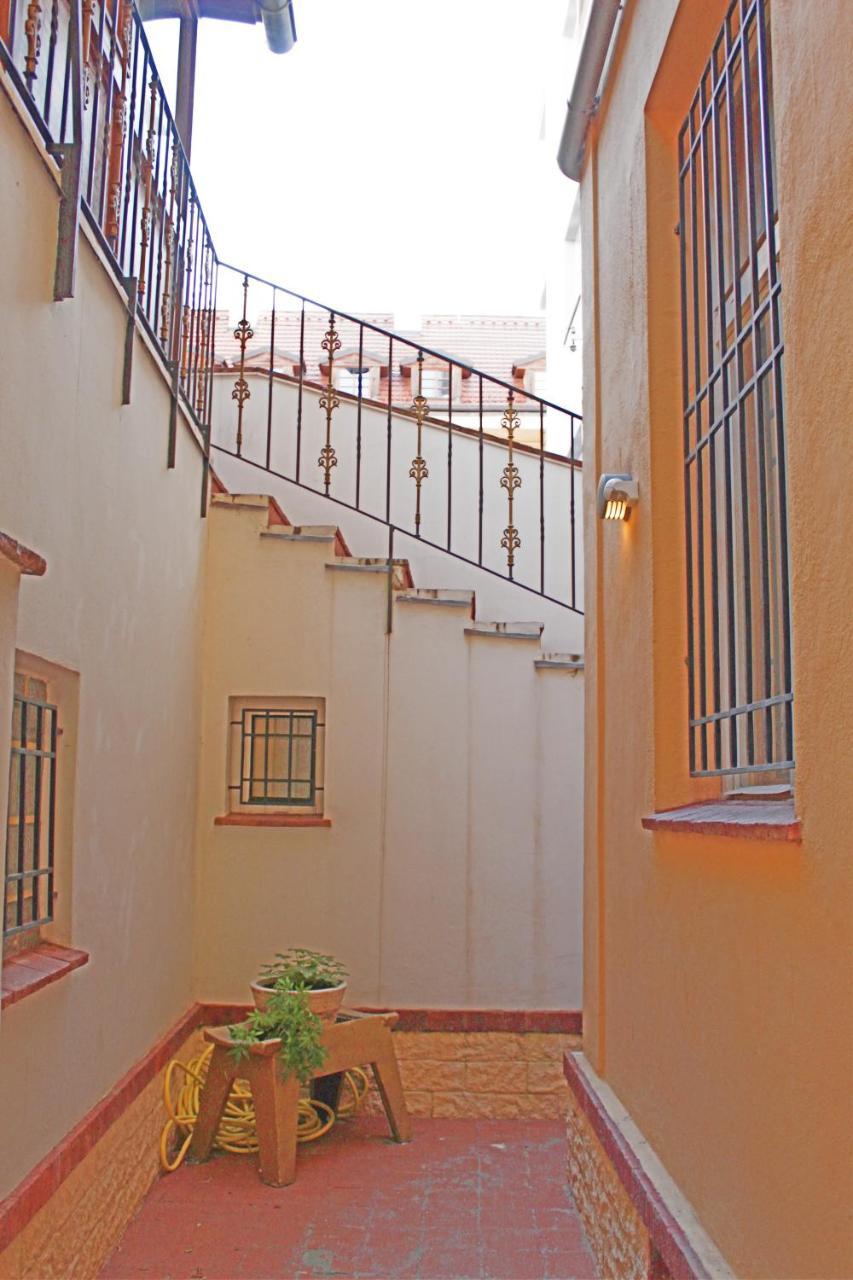 Casa Italia Prague Aparthotel Exteriör bild